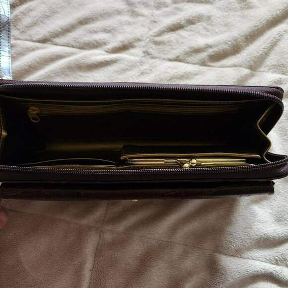 SONOMA burgundy brown wristlet wallet crocodile print NWT minimalist academic - Picture 5 of 8